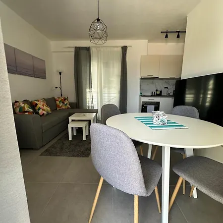 Palm Complex Calma Di Mare Apartment