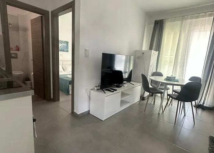 Palm Complex Calma Di Mare Ofrínion